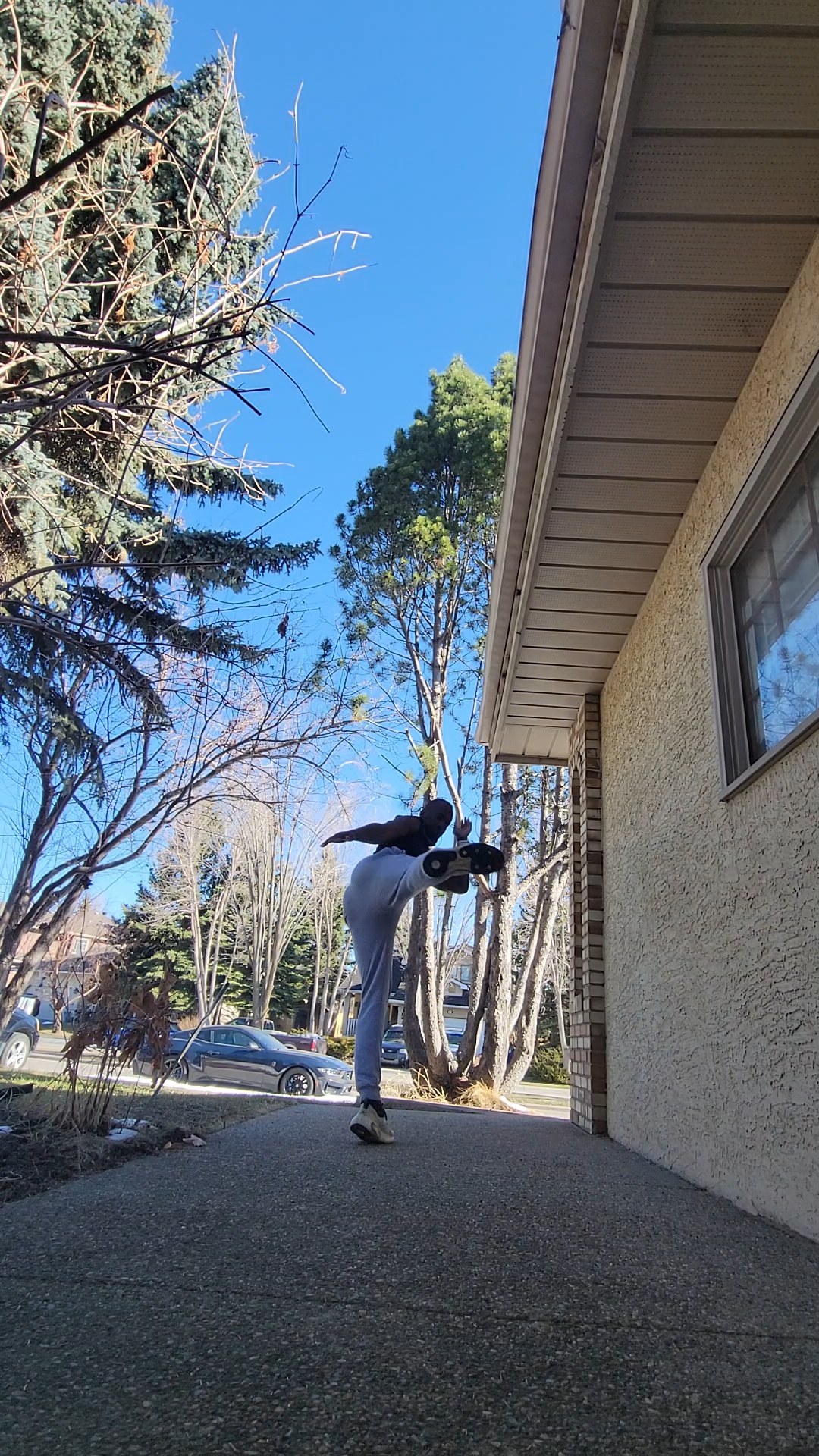 Shadowboxing in tha Burbz.